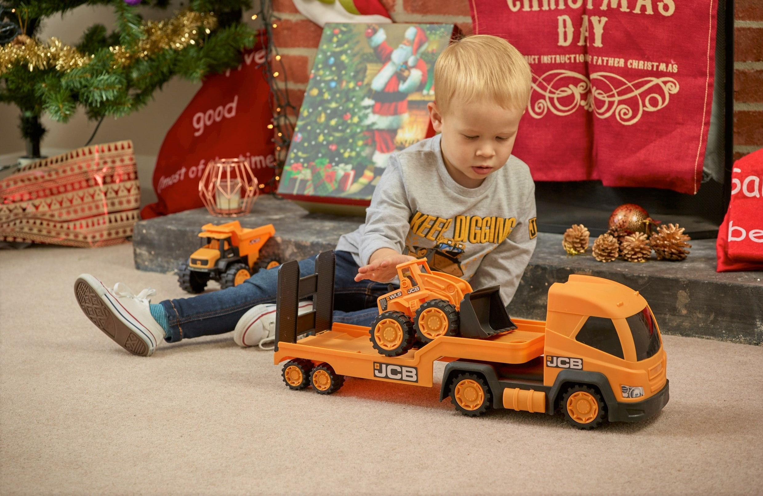 5 Christmas Gift Ideas For A Little Builder