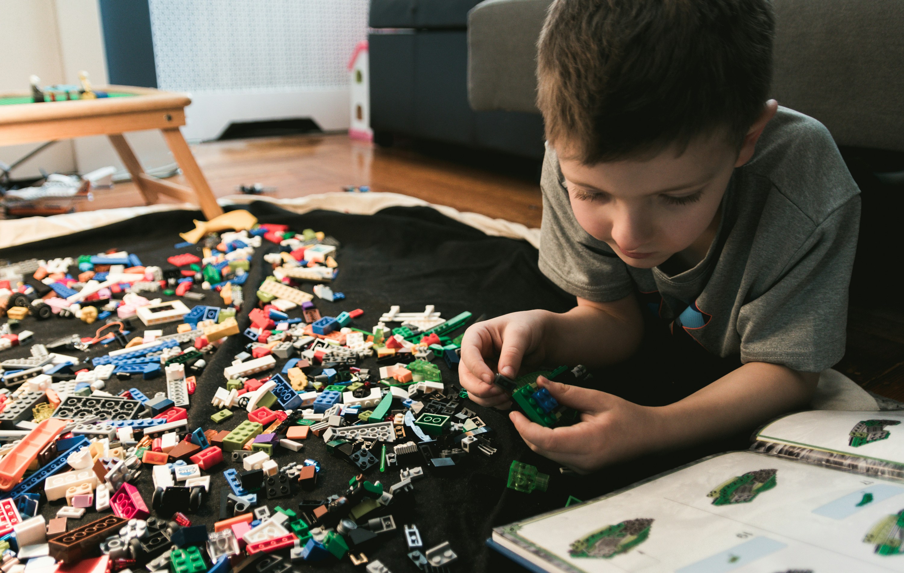 Raising Little Engineers: Nurturing STEM Learning and Constructive Play at Home