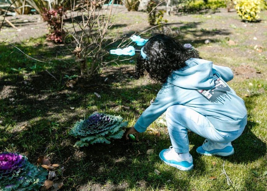 outdoor scavenger hunt