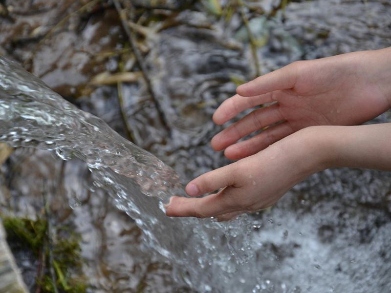 Outdoor STEM Ideas for Kids water flow